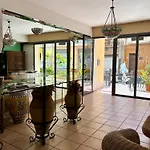 La Grotta *