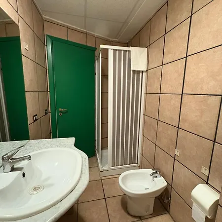 בית הארחה La Grotta *